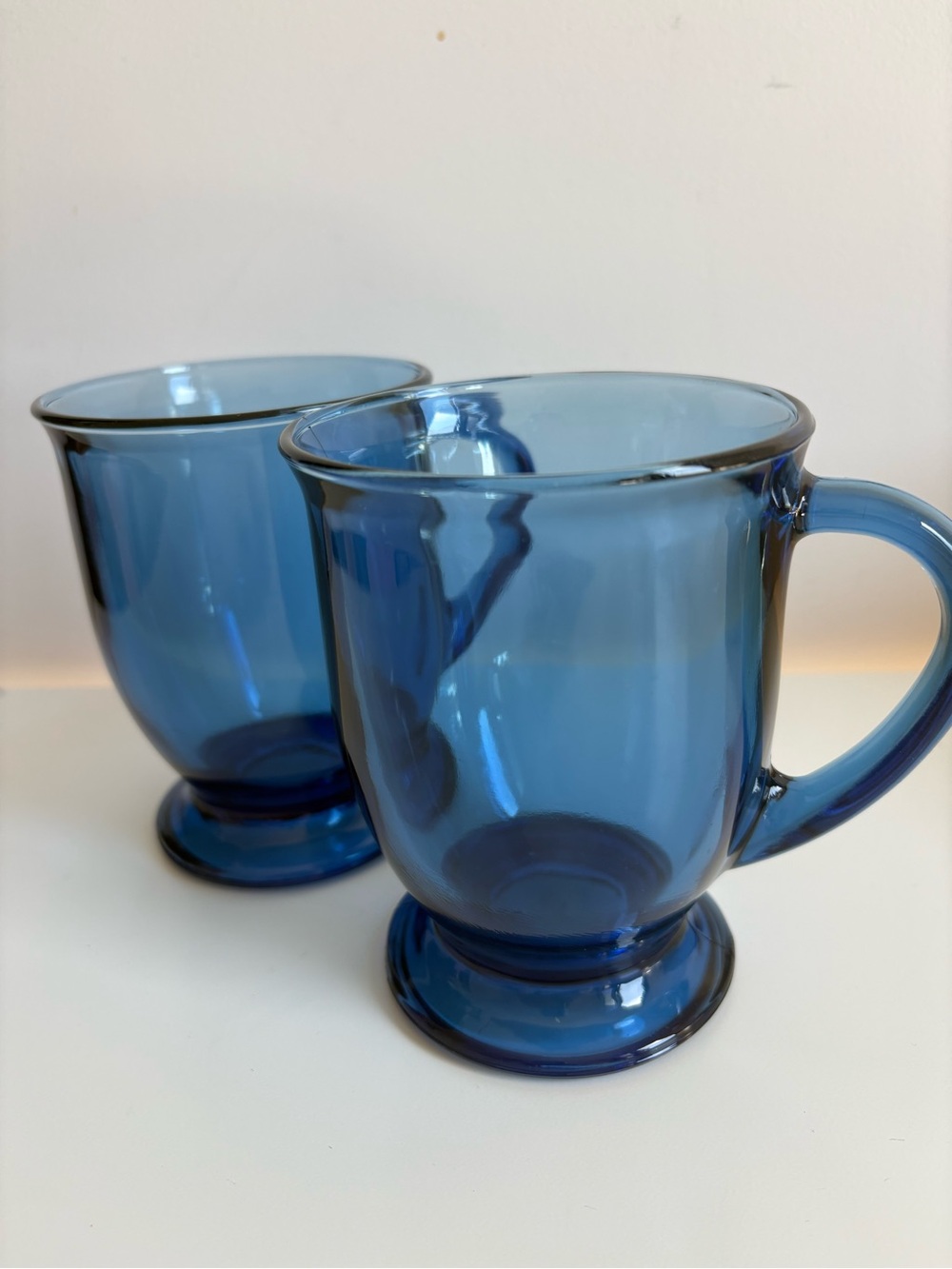 Anchor Hocking Blue Mug Pedestal Handle Coffee Cup Glassware(set of 2)